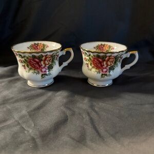 Set 2 English Garden Teacups